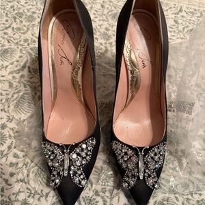 Aruna Seth Black Satin Heels with Butterfly Crystal Embellishments - size 38/7.5